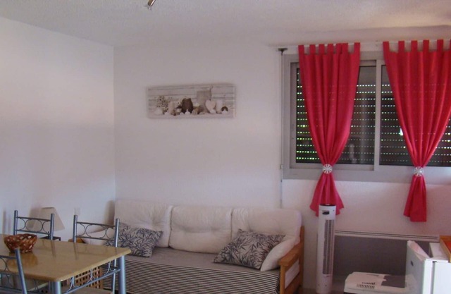 Studio T1 bis 31 m². VERNET LES BAINS 66820. Quiet; near downtown;