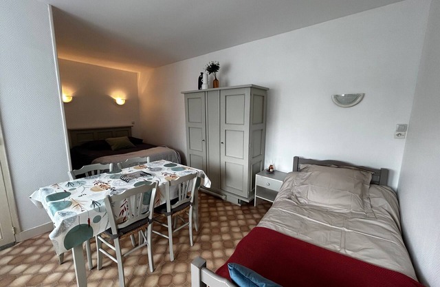 Studio with garden, balcony, WIFI and parking near the Thermal Baths