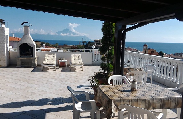 Studios with and without sea view for couples and one child