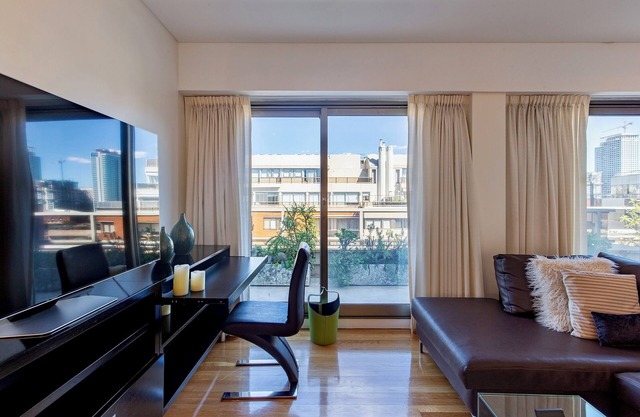 Stunning 1-Bedroom w/large Balcony, sw.pool