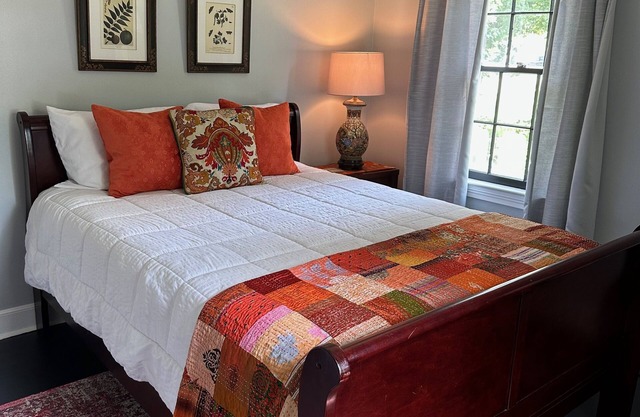 Stunning 1950's Bungalow in North Charleston!