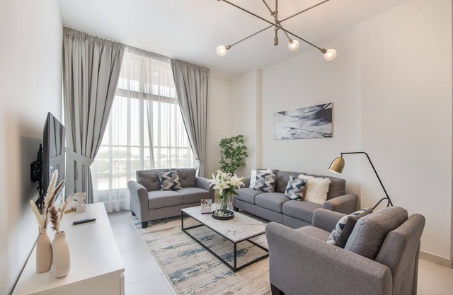 Stunning 1BR at Prime Views Meydan by Deluxe Holiday Homes