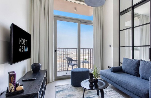 Stunning 1BR in Dubai Hills