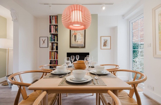 Stunning 3 Bedroom Oxford Retreat