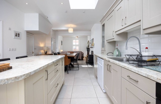 Stunning 3BD house in Drumcondra-6min from station