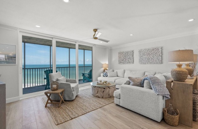 Stunning Condo at Crystal Sands on Siesta Key!