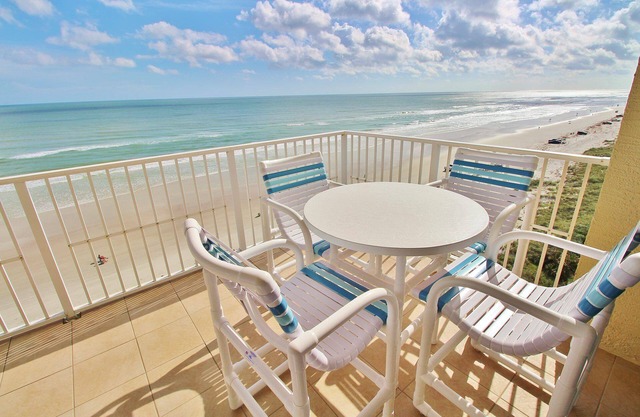 Stunning Corner Unit in Malibu with Beautiful Ocean Views from the Balcony