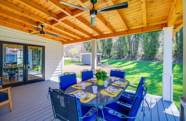 Stunning Damascus Vacation Rental w/Fire Pit!