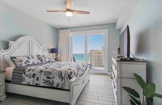 Stunning Gulf Views I Sleeps 9 I Best Amenities