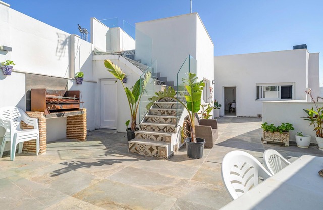 Stunning home in Benalup-Casas Viejas