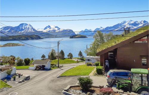 Stunning Home In Ålesund With Kitchen