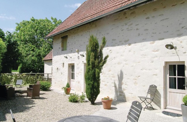 Stunning Home In Ruffey Les Beaune