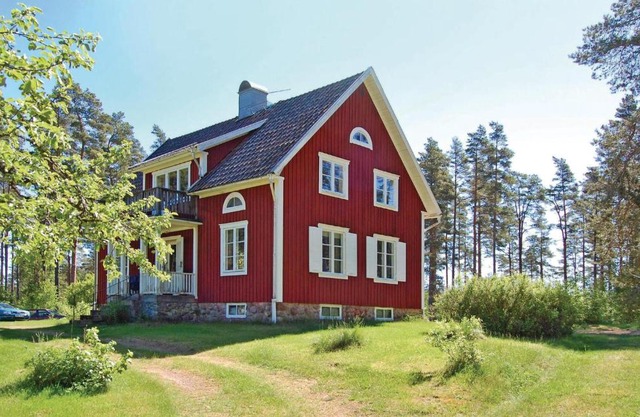 Stunning home in lgars with 3 Bedrooms and WiFi