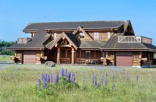 Stunning home in Nimtofte with kitchen