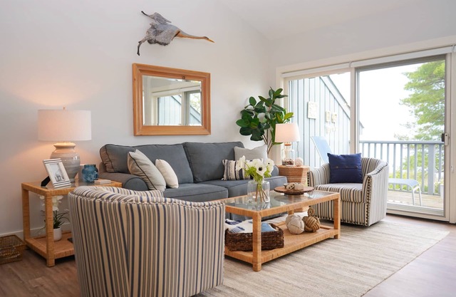 Stunning Homestead Beachfront Condo - Epic Sunsets Over Sleeping Bear Bay