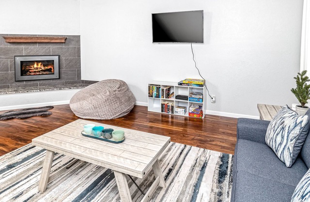 Stunning Mountain-View Home w/Free WiFi & Gas Fireplaces - Dog-Friendly