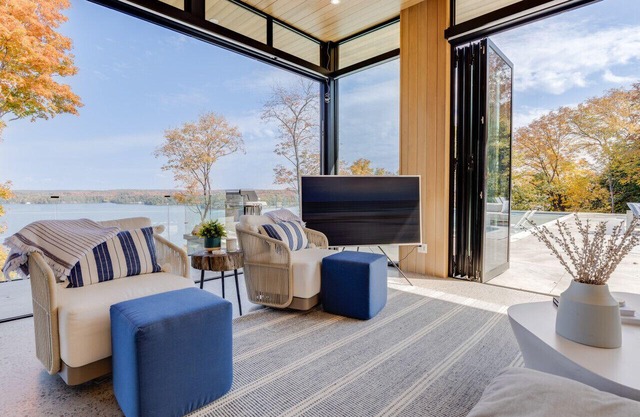 Stunning Muskoka 5-star Family Compound