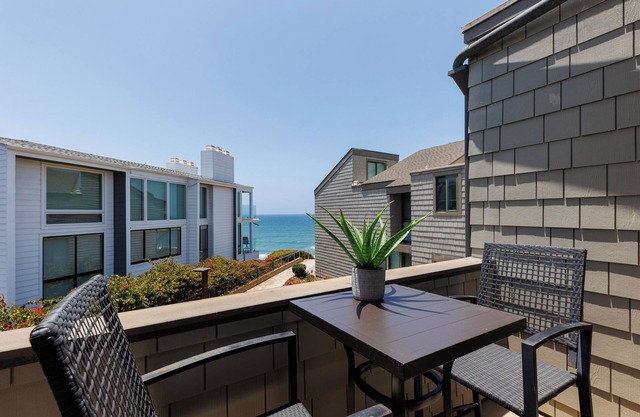 Stunning Ocean View Townhome w/Pool and Spa