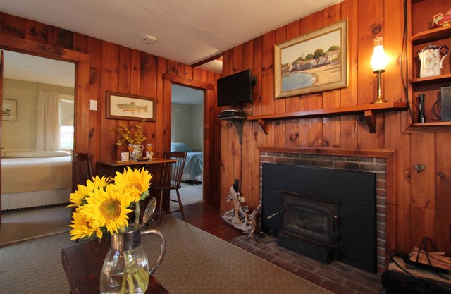 STUNNING OCEAN VIEWS FROM OUR 2 BEDROOM COTTAGE
