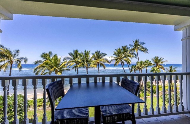 Stunning Oceanfront Maui Condo, Steps to Beach, Unbeatable Views & Relaxation!