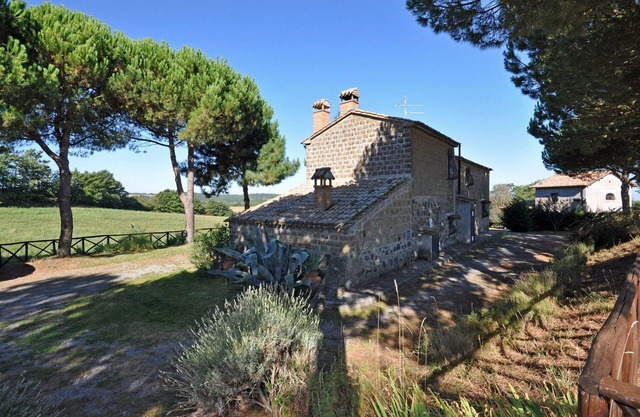Stunning private villa for 9 people with private pool, WIFI, TV, pets allowed and panoramic view
