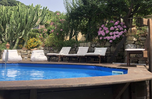 Stunning private villa for 13 guests with A/C, private pool, TV and panoramic view