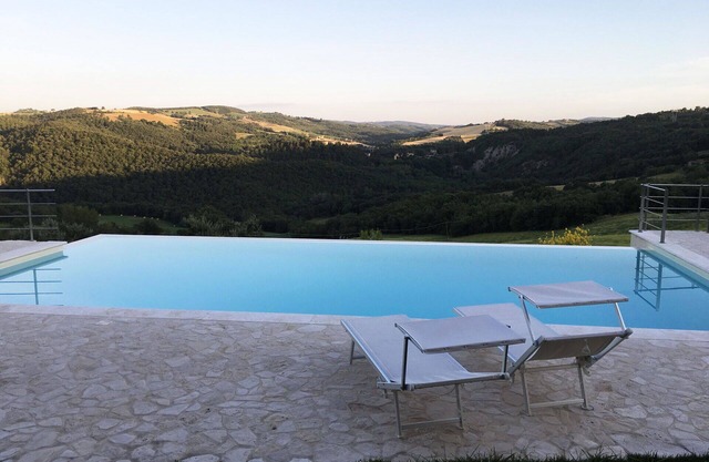 Stunning private villa for 8 people with WIFI, private pool, TV and panoramic view