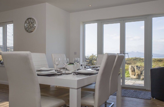 Stunning private villa for 6 people with WIFI, TV, pets allowed and panoramic view