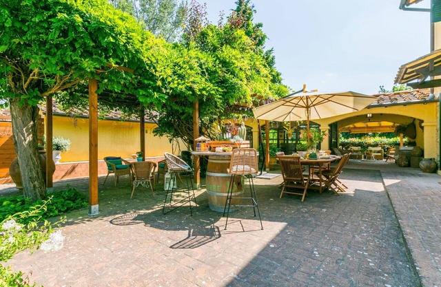 Stunning private villa for 8 people with A/C, WIFI and TV