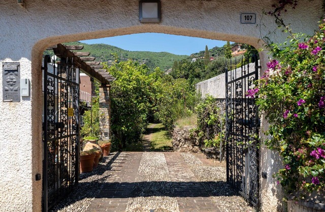 Stunning private villa for 6 people with WIFI and pets allowed