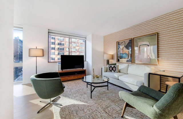 Stunning Two Bedroom near Chelsea Market