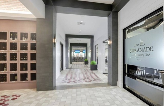 Stunning Upscale 4B5Bath Villa With Full Amenities And Golf Membership