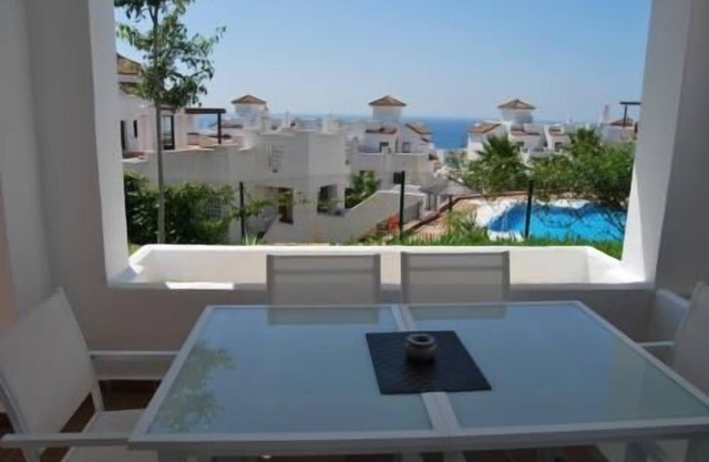 Stunning views, apartment in Alcaidesa