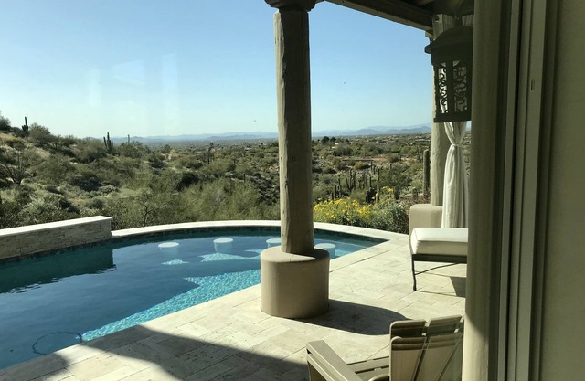 Stunning Views, Hillside 4 Bedroom Retreat in North Scottsdale