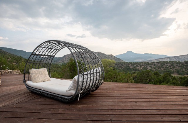 Stunning Views of The Pedernal, Expansive Lounge/Deck, 43 acres of Private Land