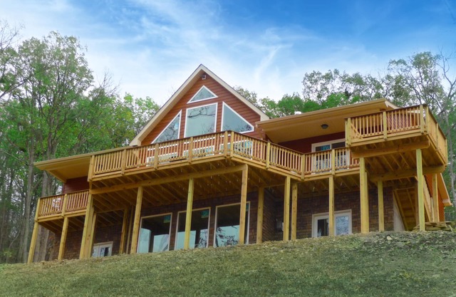 Stunning Views & Sunsets, Plus Scrapbooking Center - Search property 2295678
