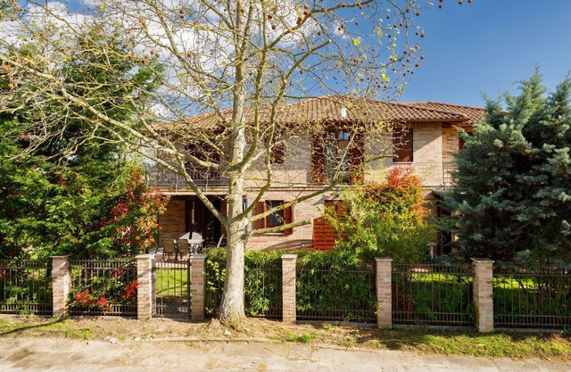 Stunning villa for 9 people with A/C, WIFI, TV, terrace and pets allowed