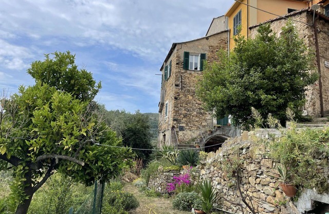 Stunning villa for 5 people with WIFI, terrace, pets allowed and panoramic view
