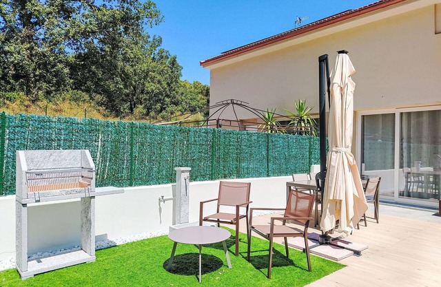 Stunning villa for 4 people with A/C, WIFI, TV, patio and pets allowed
