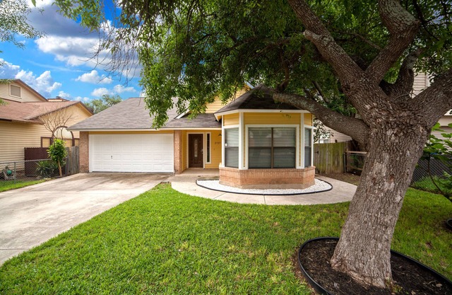 Style and Comfort Near Sea World and Lackland AFB