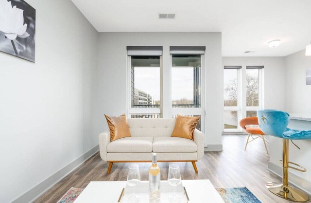 Stylish 1BR Apartment