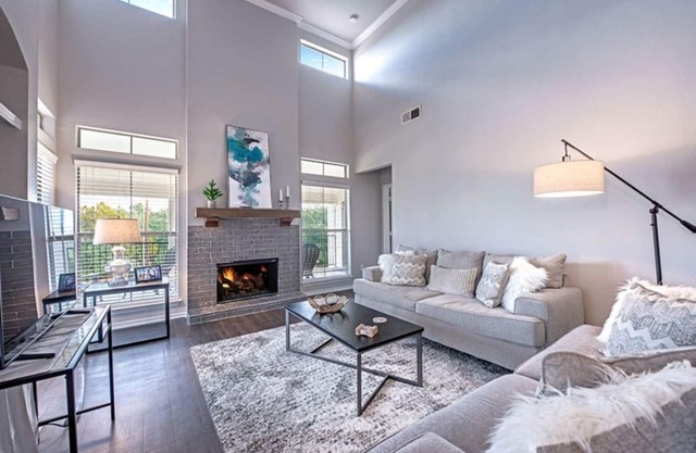 Stylish 1BR Condo at Barton Creek Villas