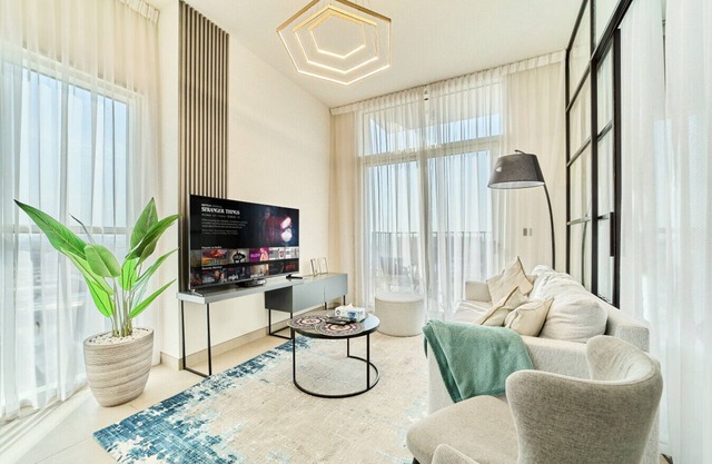 Stylish 2BR Apartment Steps from Dubai Hills Mall