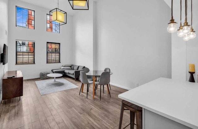 Stylish 2BR Loft - Carroll Gardens - Prime area