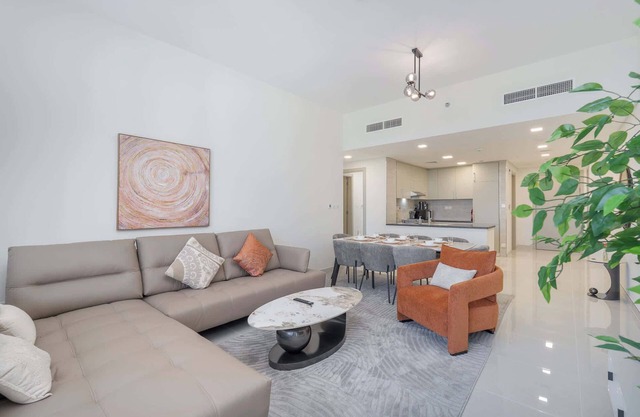 Stylish 2BR with Amazing Pool View in Taya