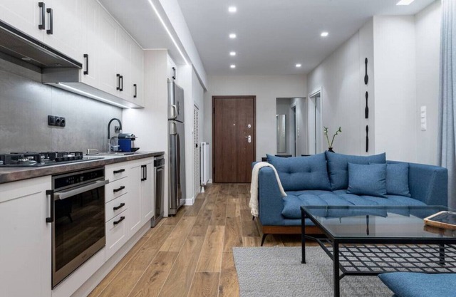 Stylish Abode Under Acropolis W/Sunny Courtyard!