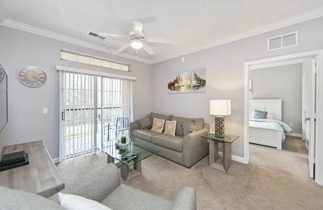 Stylish Apartment close to Disney, Universal and Championsgate.