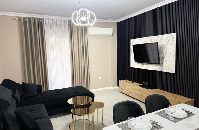 Stylish apartment near Dry Lake, ideal for 3 guests – clean, quiet, and cozy!