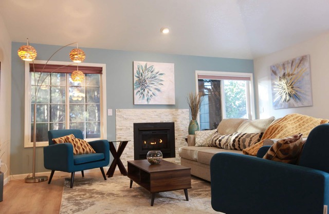 Stylish Artist's Home kids/dogs friendly by trail/park/indoor pool w/EV charger