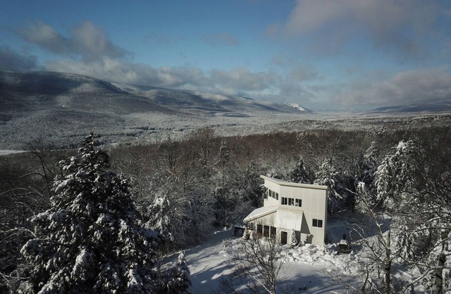 Stylish Catskills Home w/Fall Foliage Views & Cozy Fireplace